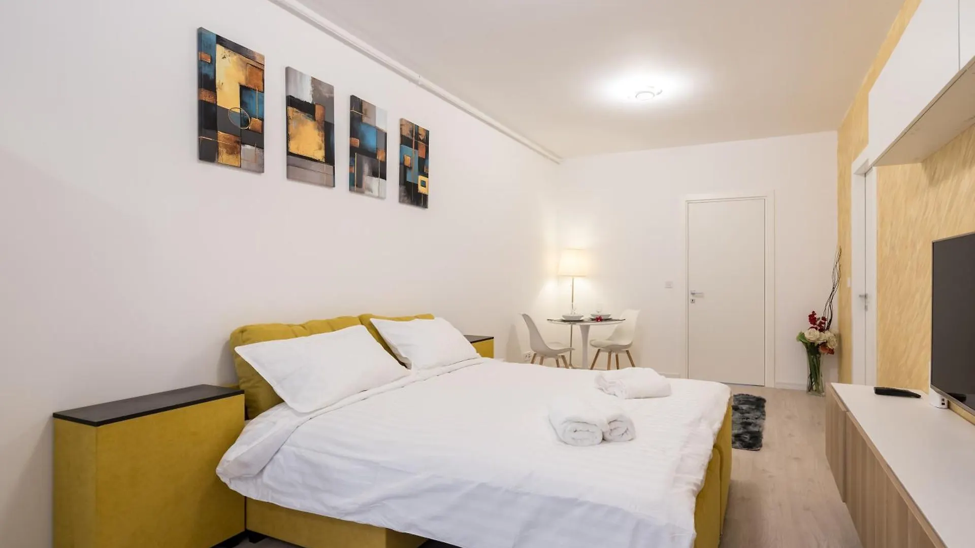 Apartment Ivory Concept Studio 65 Bucharest