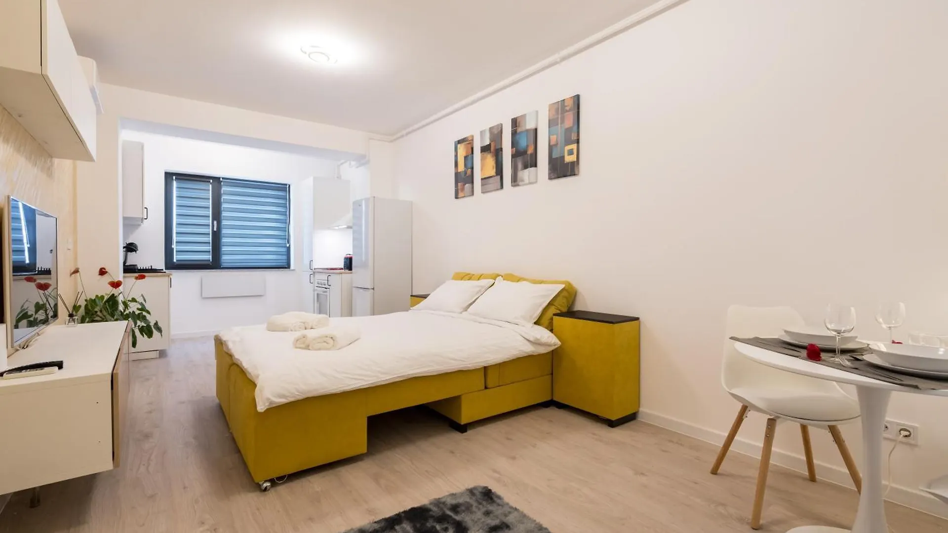 Ivory Concept Studio 65 Bucharest Apartment