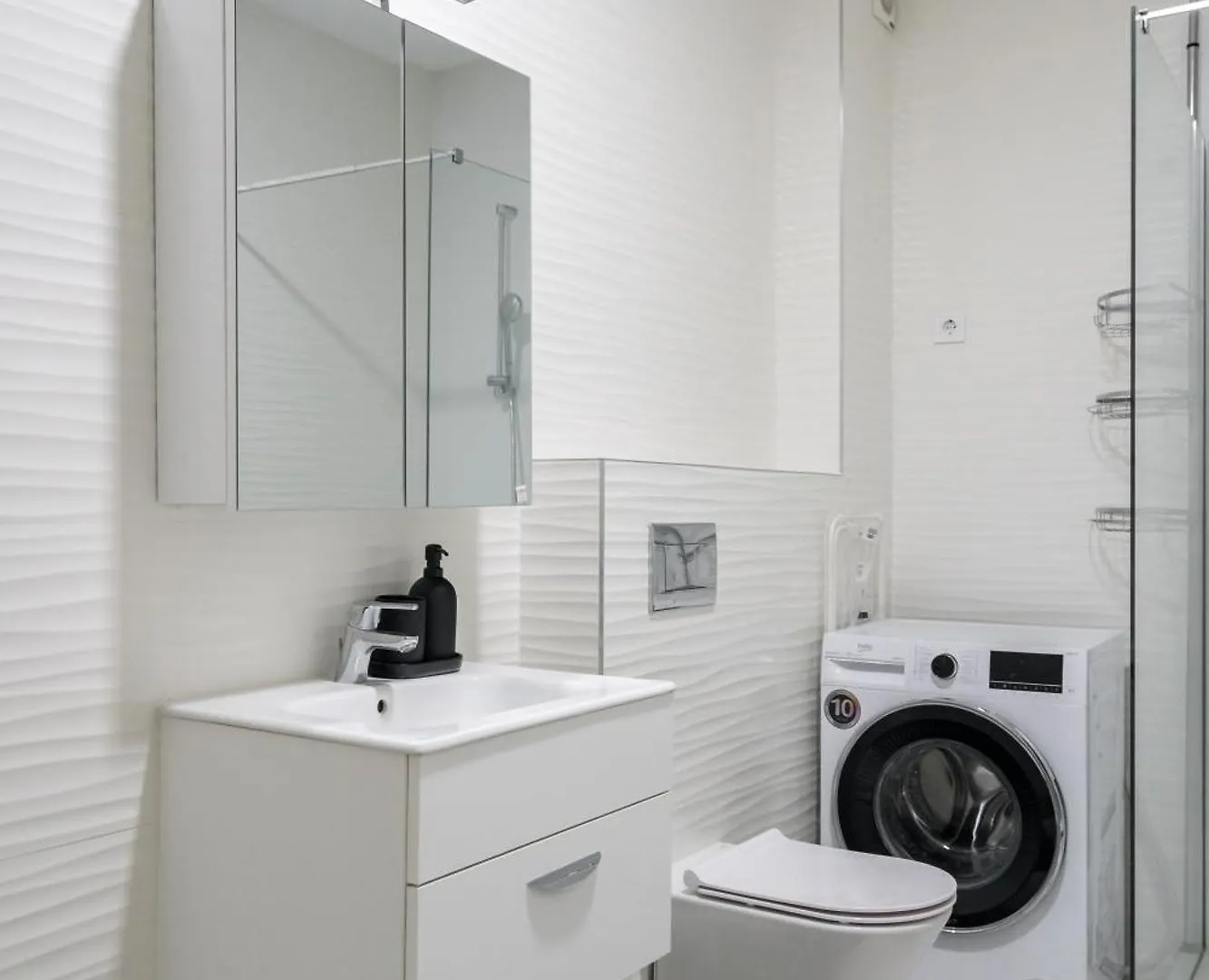 Ivory Concept Studio 65 Bucharest Apartment