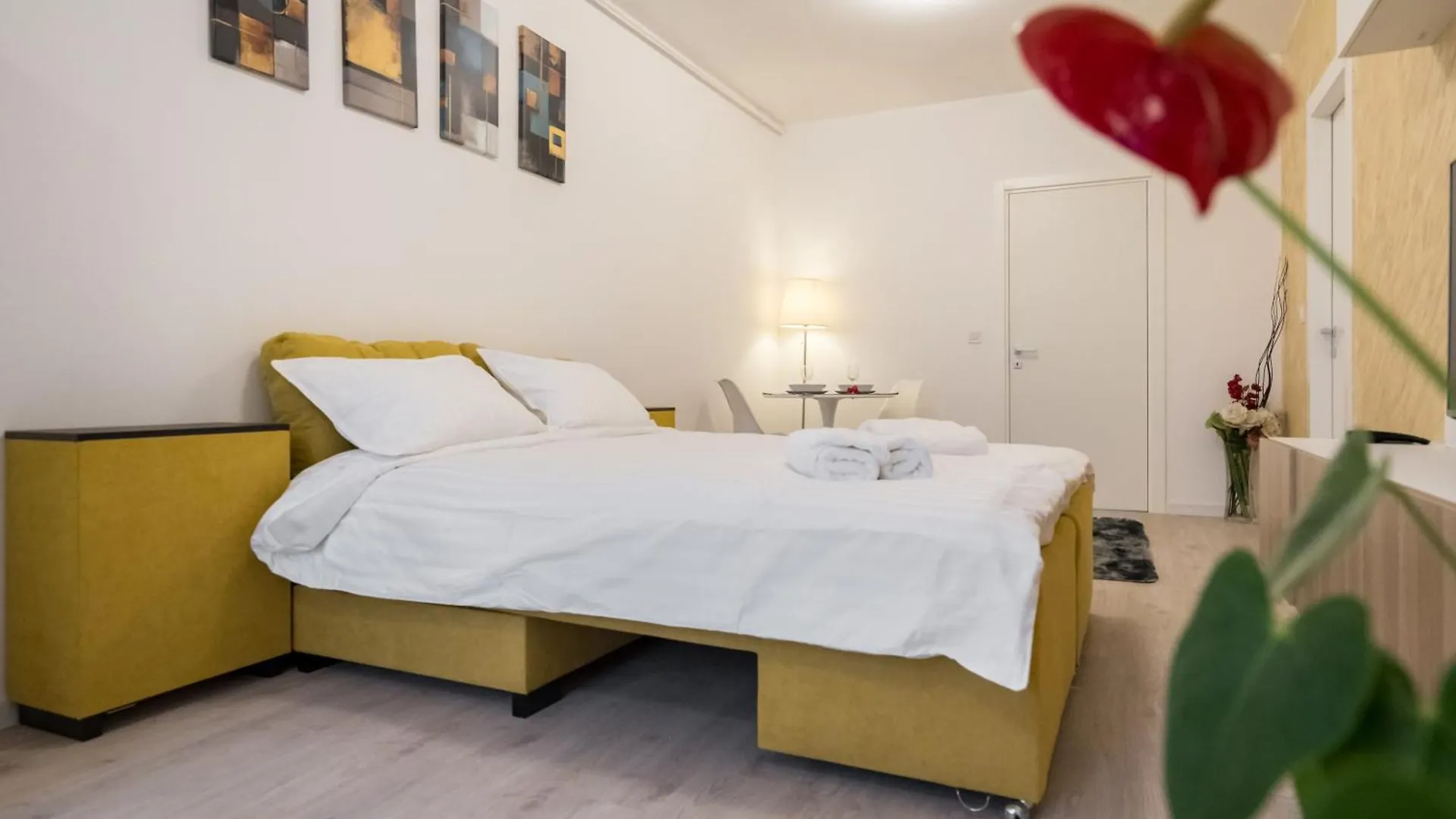Apartment Ivory Concept Studio 65 Bucharest