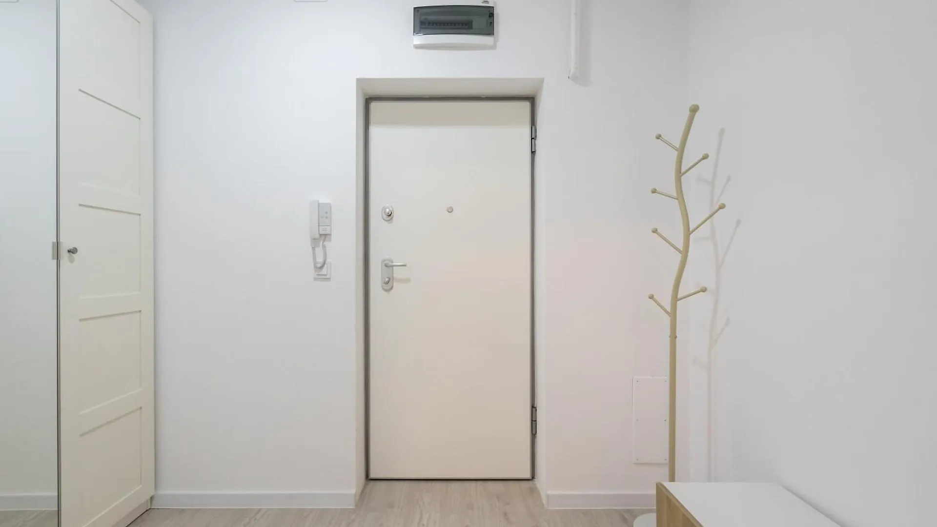 Ivory Concept Studio 65 Bucharest Apartment